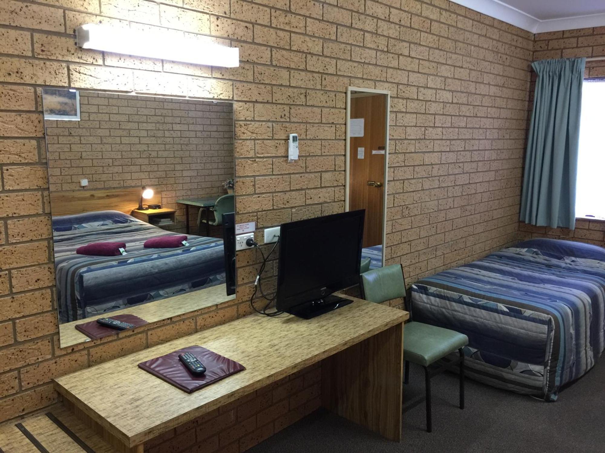 Three Ways Motel Gilgandra Buitenkant foto
