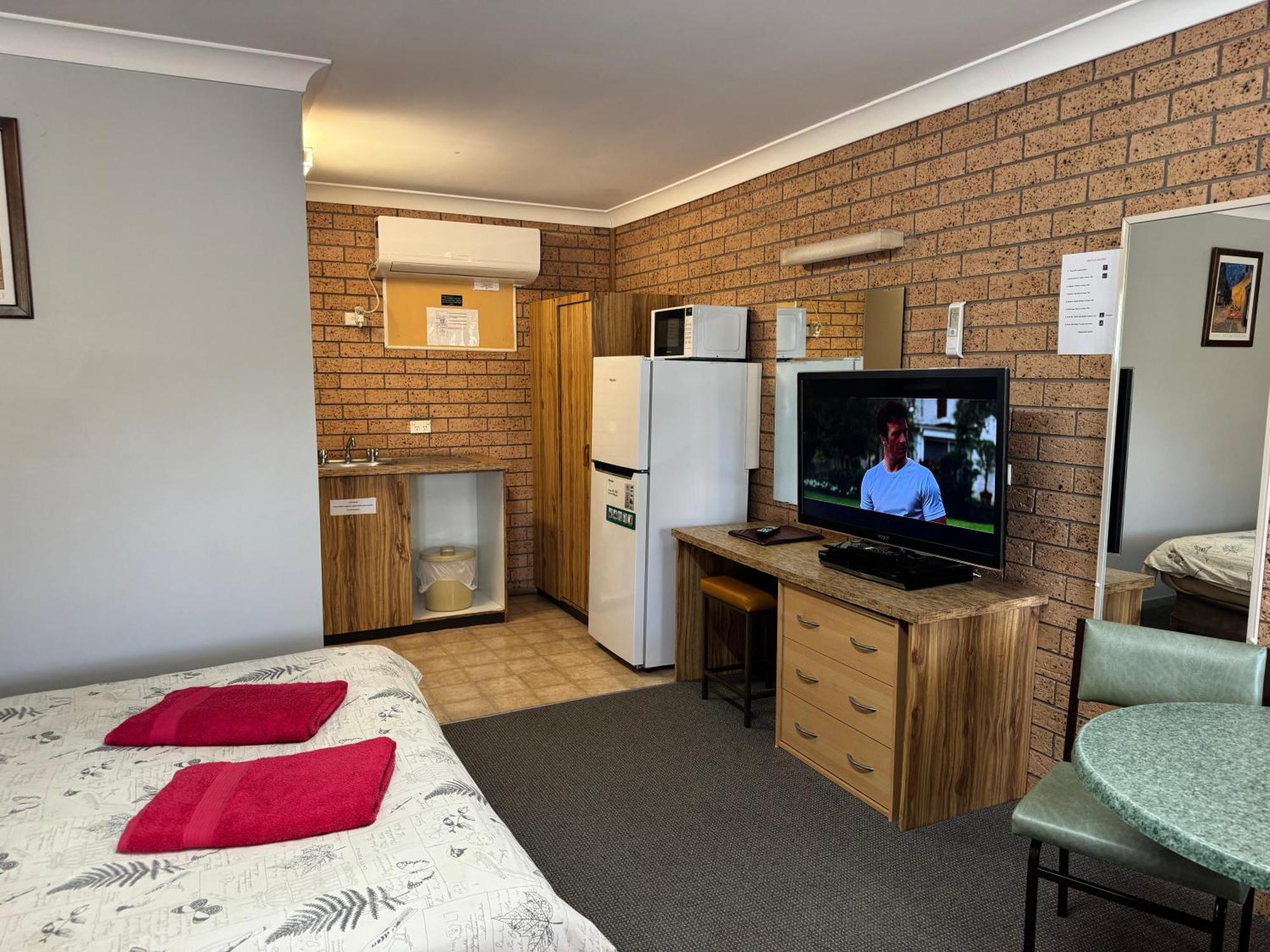 Three Ways Motel Gilgandra Buitenkant foto