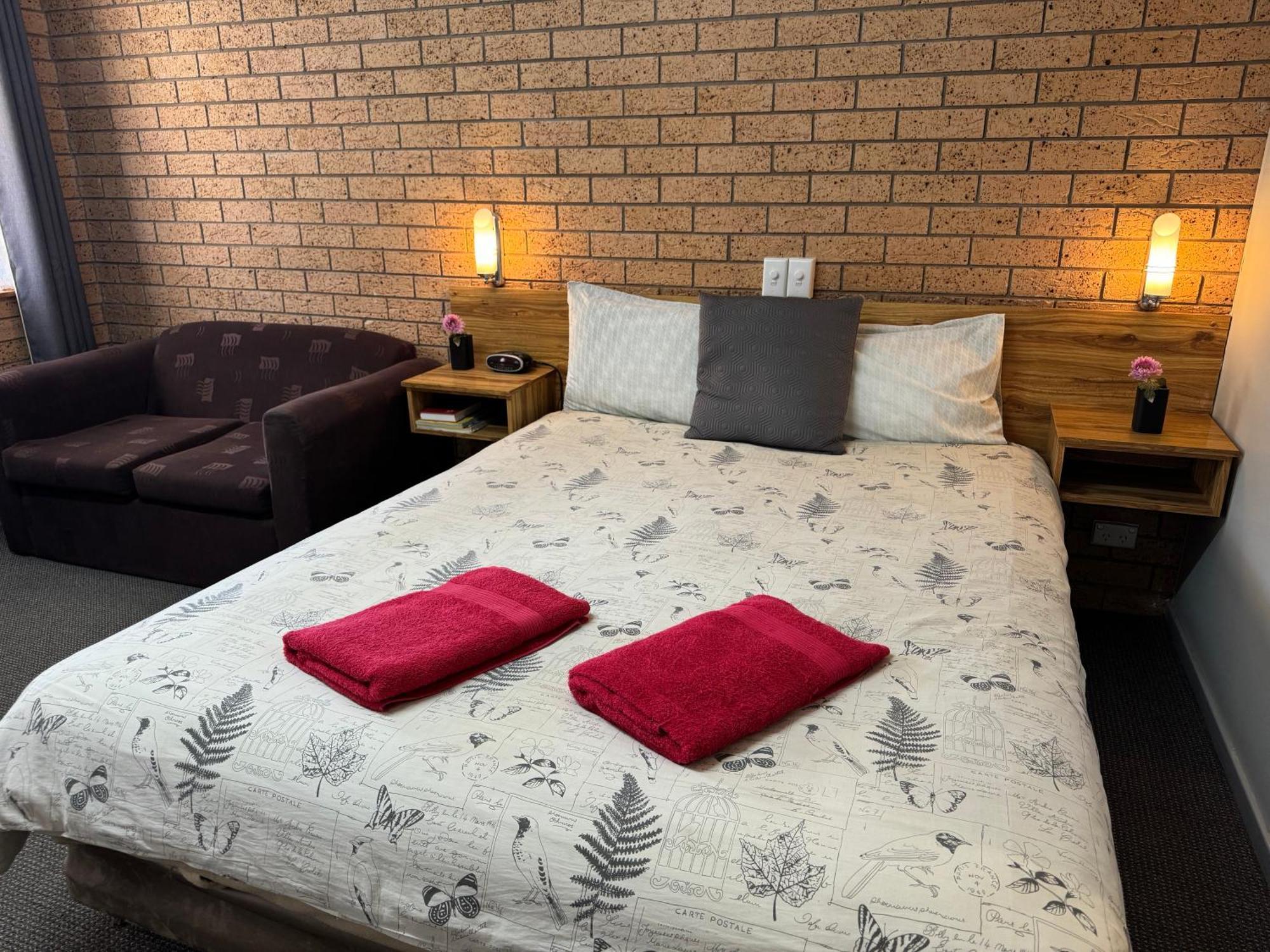 Three Ways Motel Gilgandra Buitenkant foto