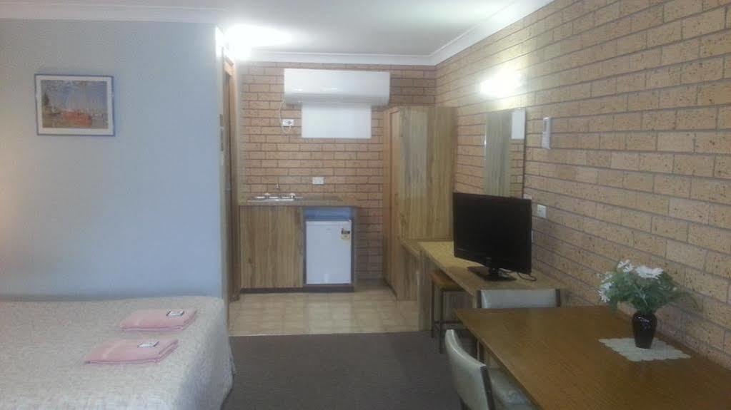 Three Ways Motel Gilgandra Buitenkant foto