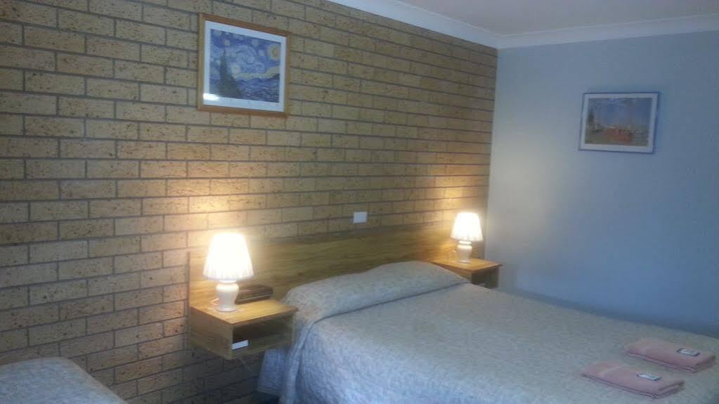 Three Ways Motel Gilgandra Buitenkant foto