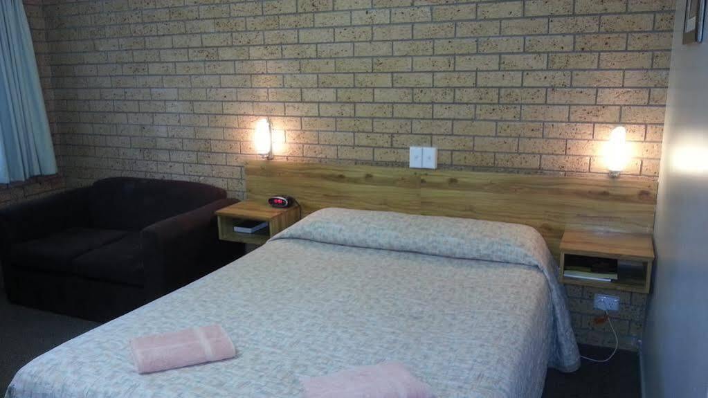 Three Ways Motel Gilgandra Buitenkant foto